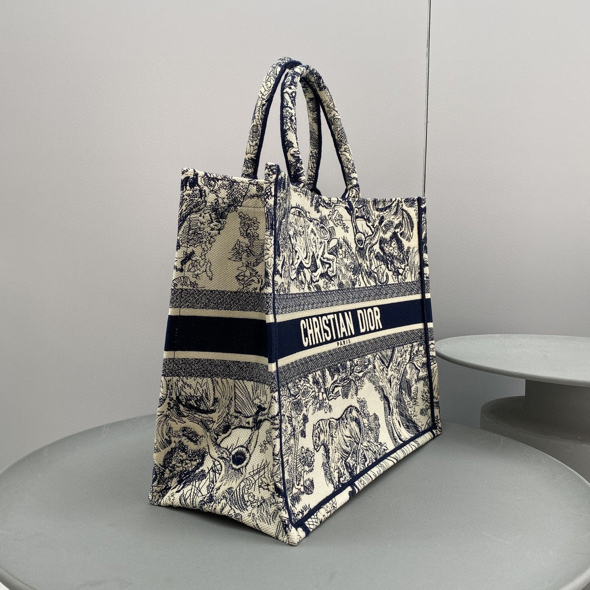 Dior Book Tote Large Blue Toile De Jouy Embroider