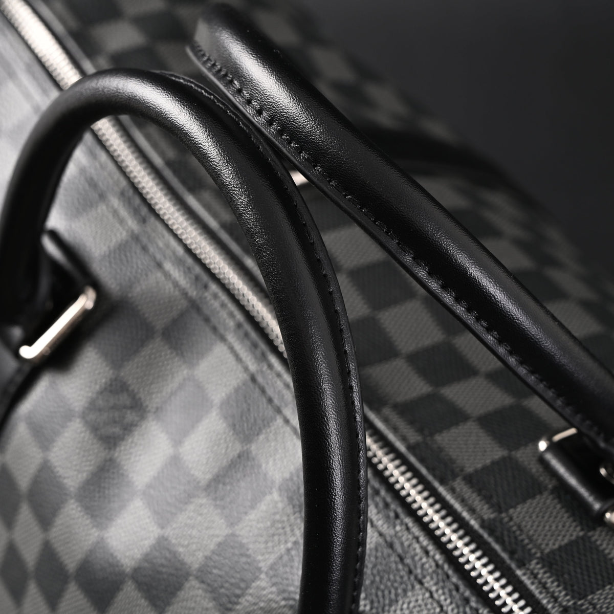 Louis Vuitton Keepall Bandoulière 45 Damier Graphite Canvas Travel Bag